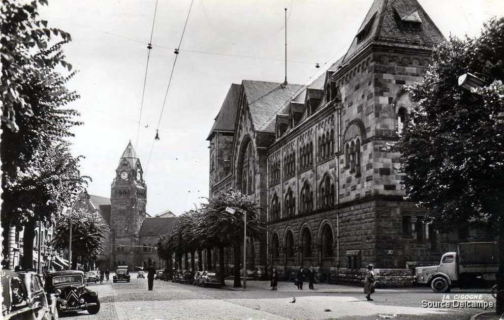57 Metz Hotel des Postes et la Gare.jpg